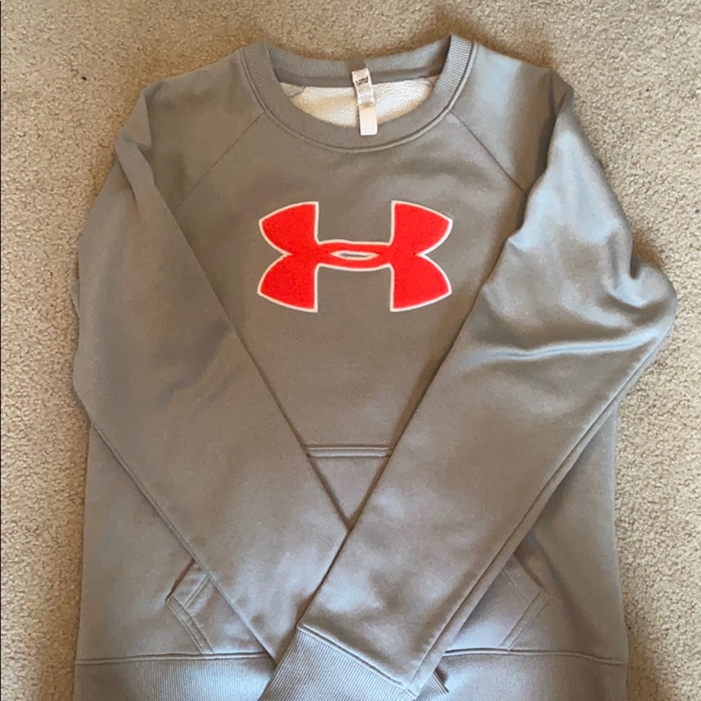 Under Armour sweatshirt